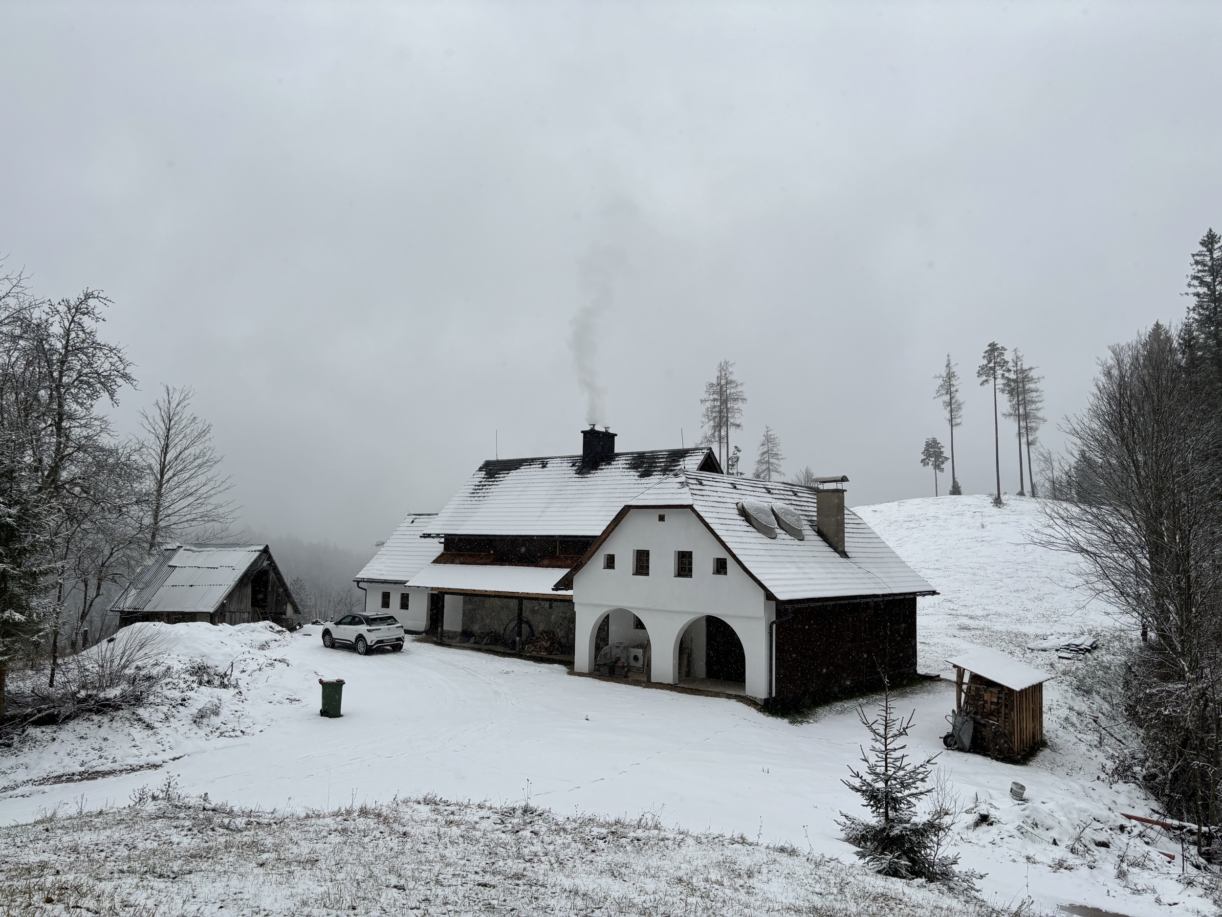 Alpines Design Chalet Amerikaner Hinterbreiteneben winter aussenansicht 2