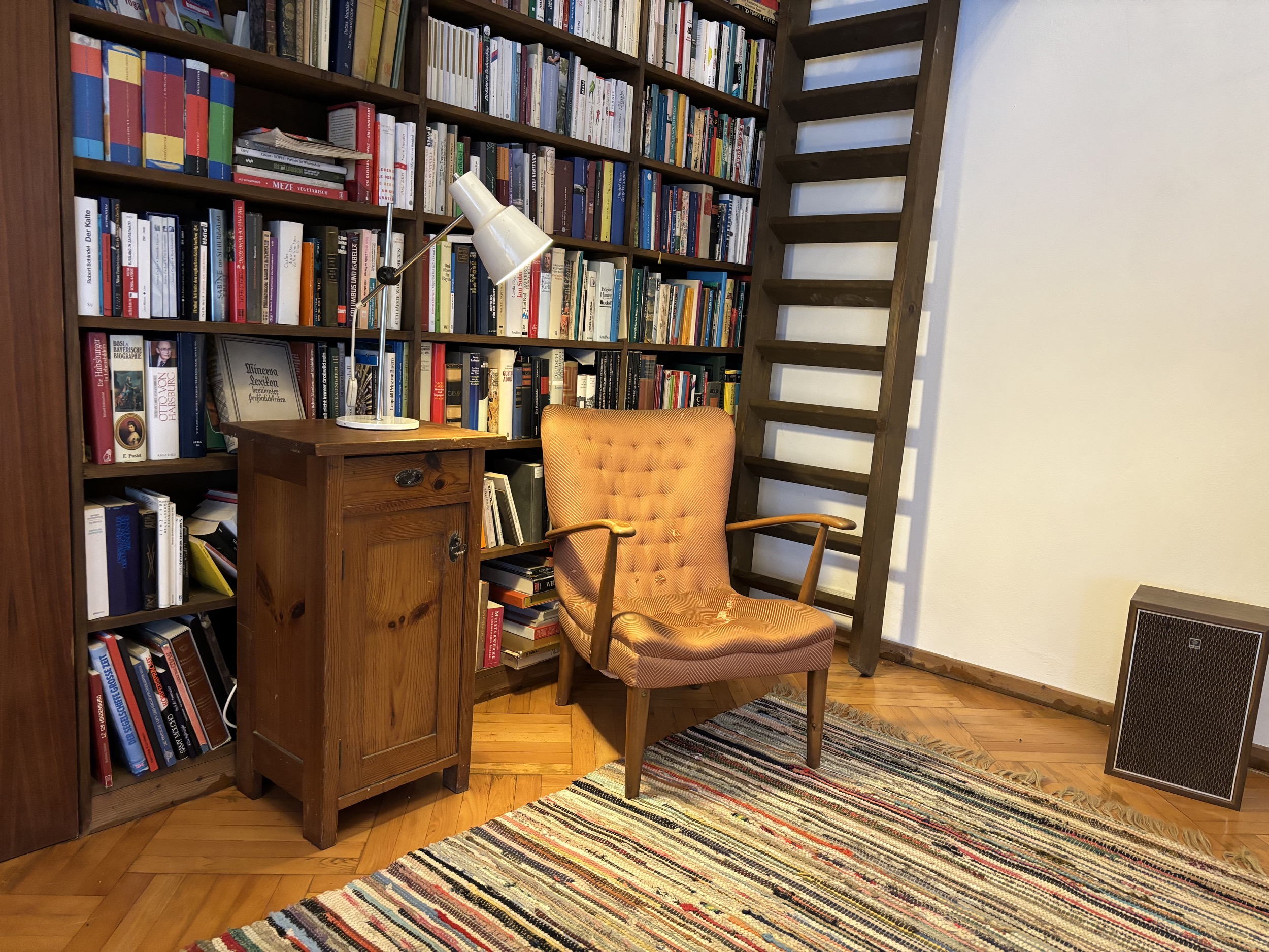 Alpines Design Chalet Amerikaner Hinterbreiteneben wohnzimmer 1