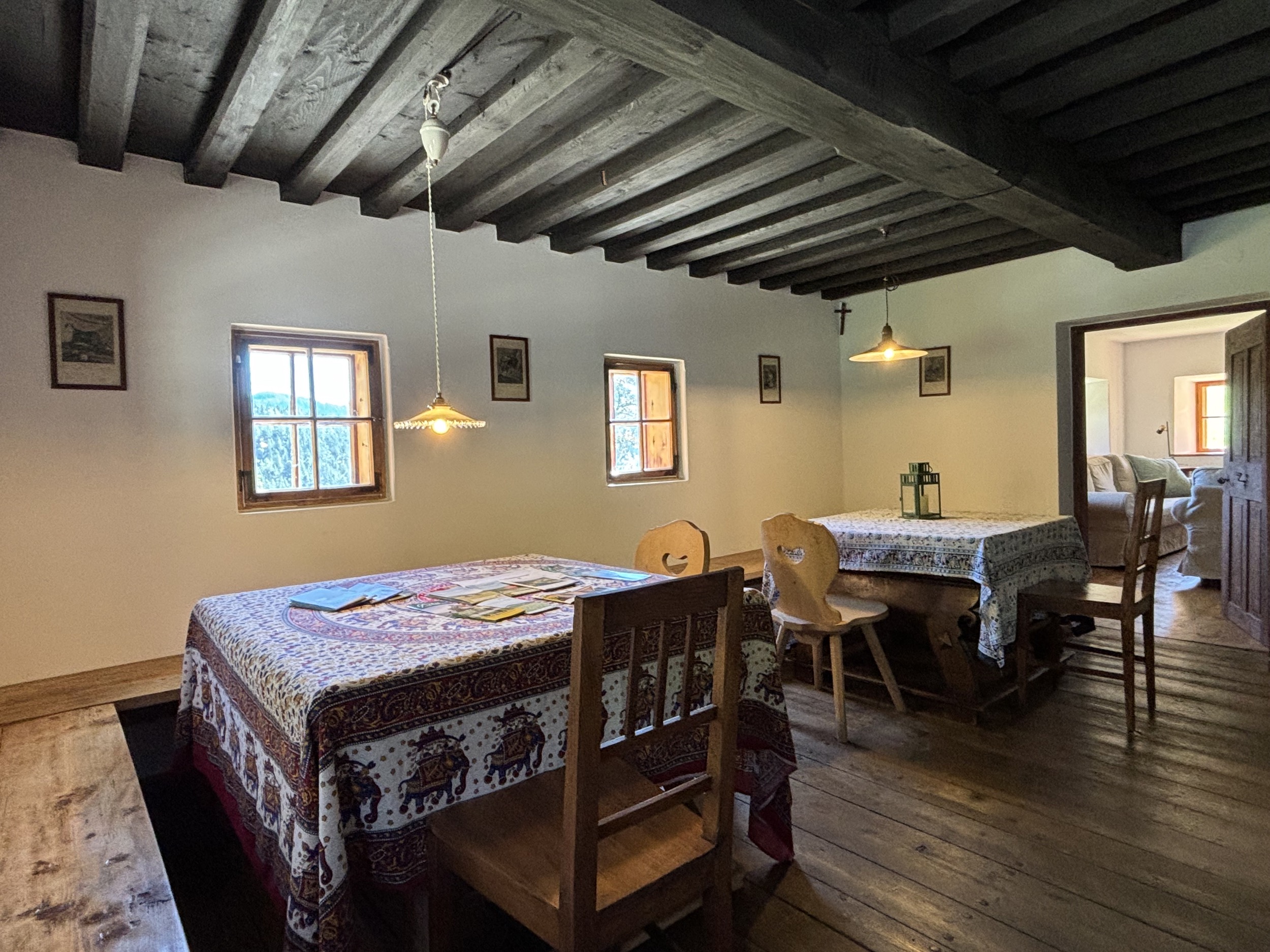 Alpines Design Chalet Amerikaner Hinterbreiteneben wohnzimmer 13