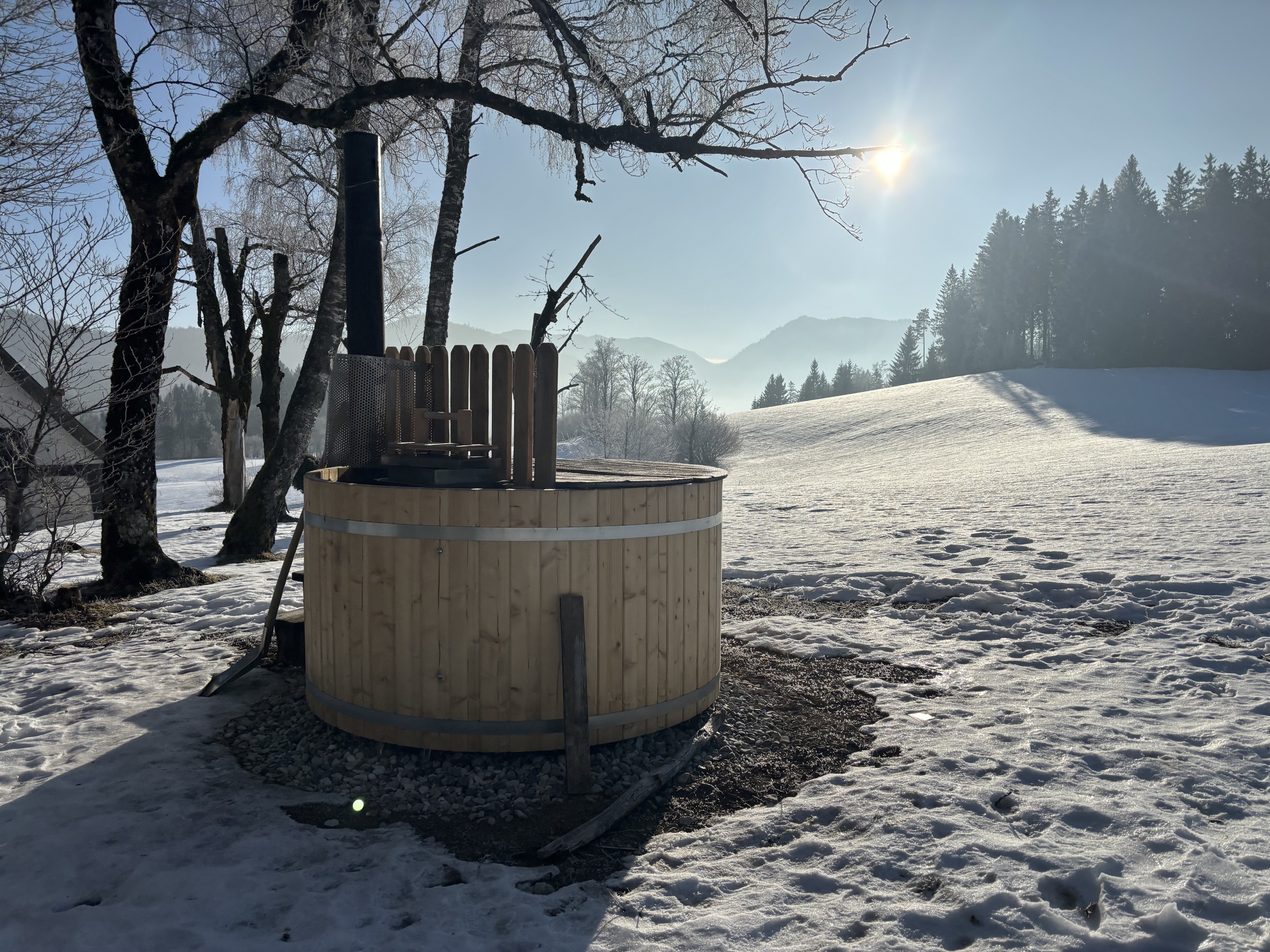 HInterbreiteneben Hot Pot imSchnee2
