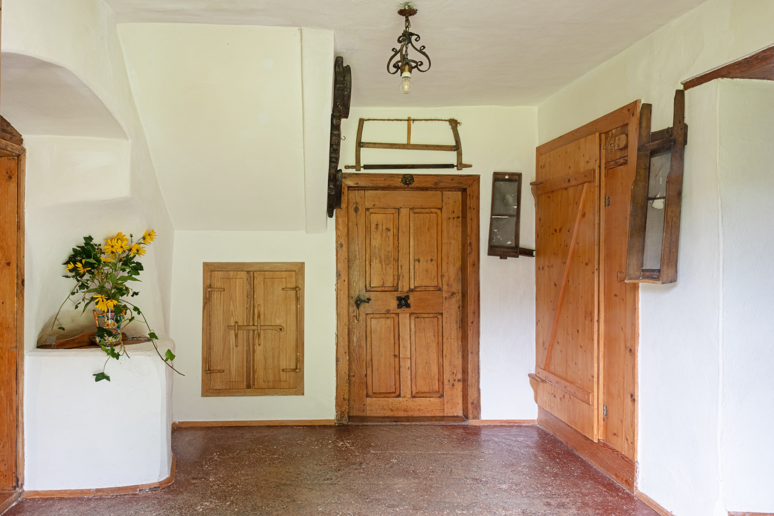 Hinterbreiteneben Eingangszimmer Y Oswald