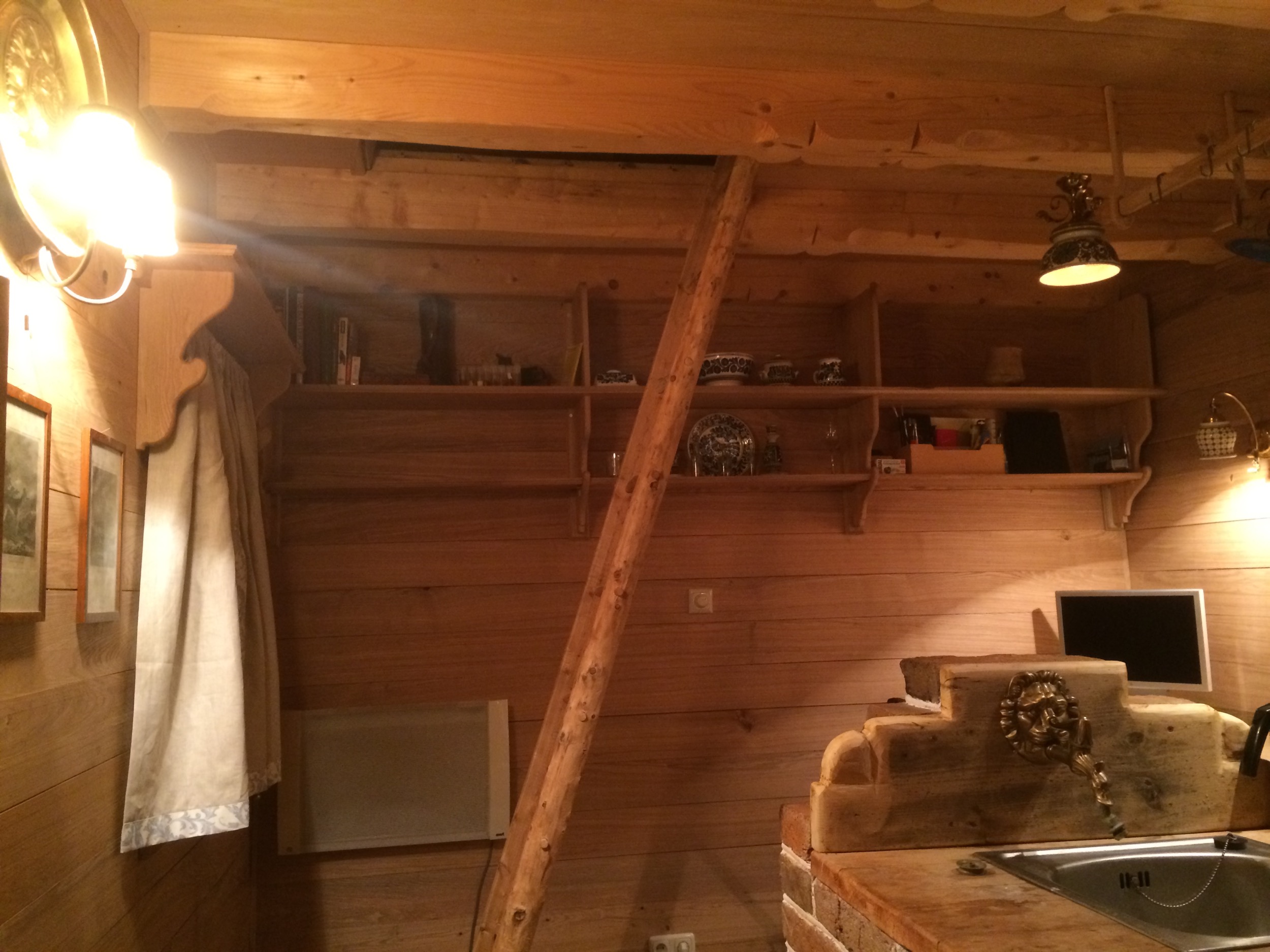 Hinterbreiteneben Holzknechthuette ausstattung innen 2